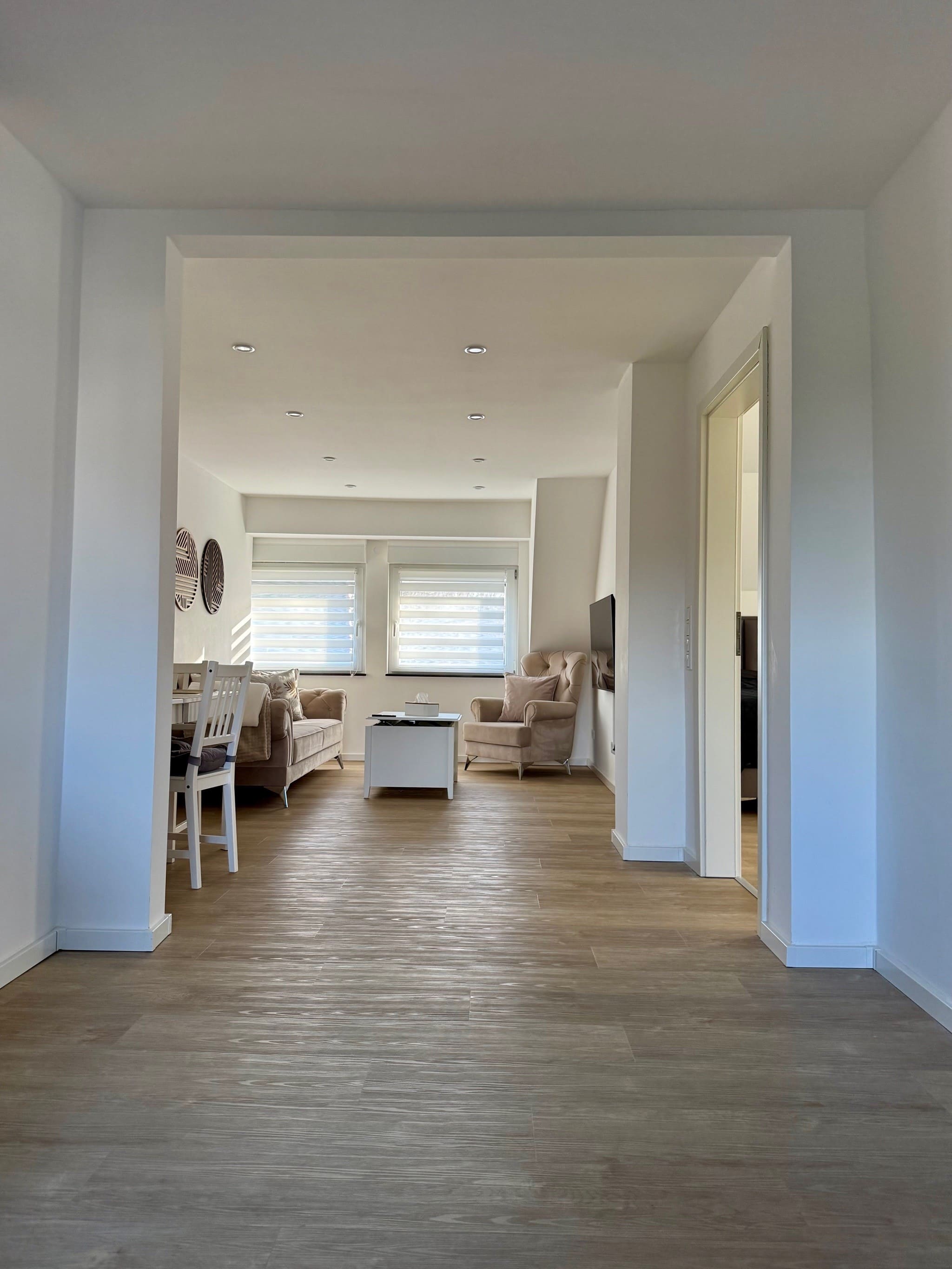 Apartment 003