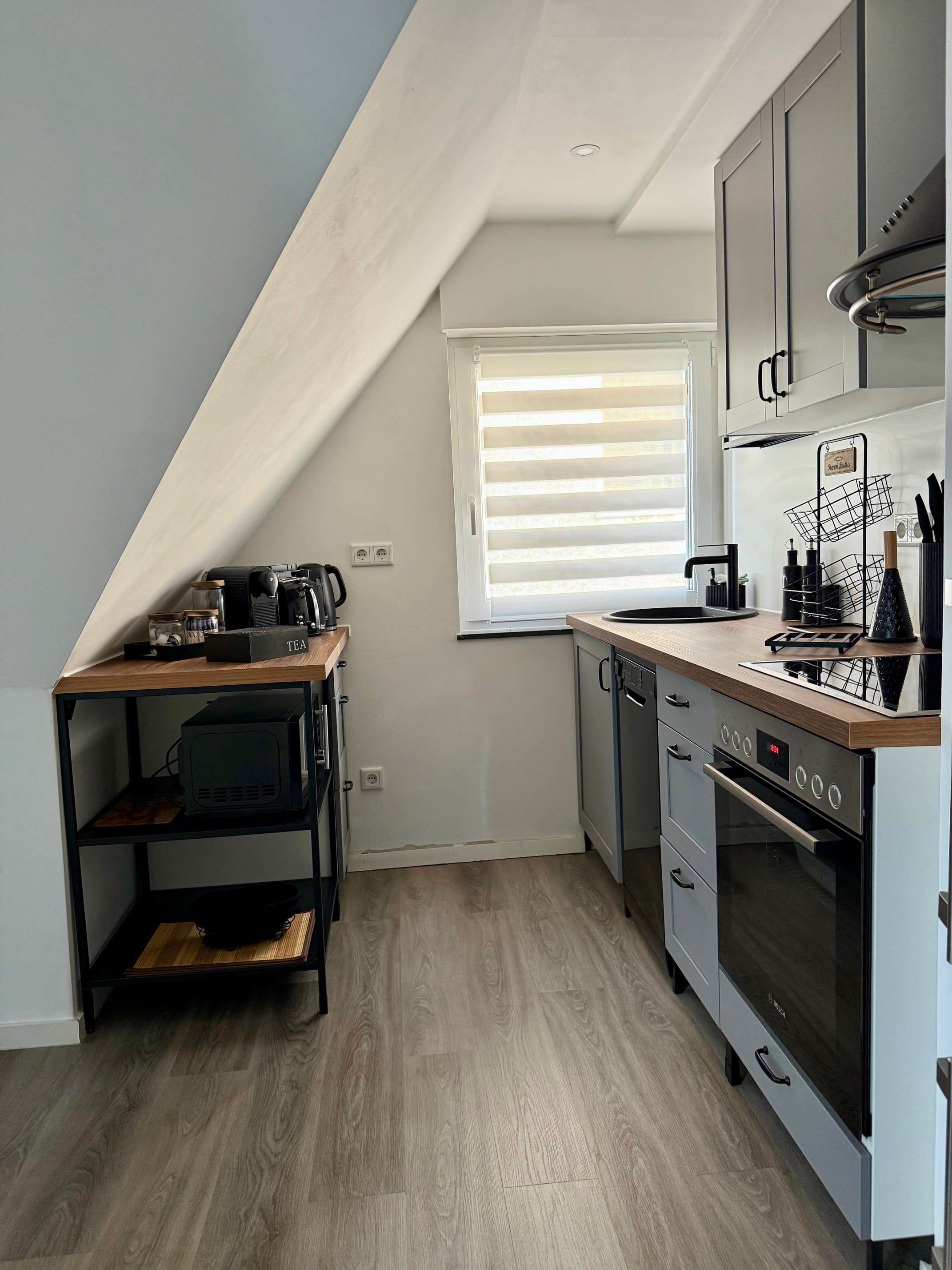 Apartment 004